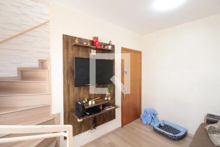 Sala de apartamento para alugar com 2 quartos, 68m² em Tupi, Belo Horizonte