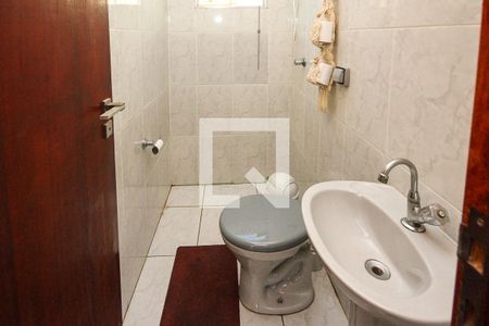 Casa à venda com 510m², 3 quartos e 3 vagasBanheiro de serviço