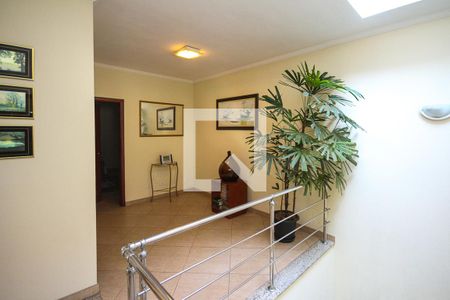 Corredor de casa à venda com 3 quartos, 510m² em Vila Santa Clara, São Paulo