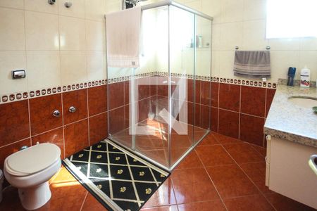 Casa à venda com 510m², 3 quartos e 3 vagasBanheiro da Suíte