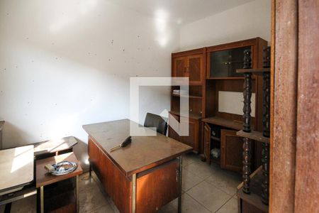 Casa à venda com 510m², 3 quartos e 3 vagasEscritório