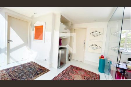 Casa à venda com 421m², 3 quartos e 4 vagas