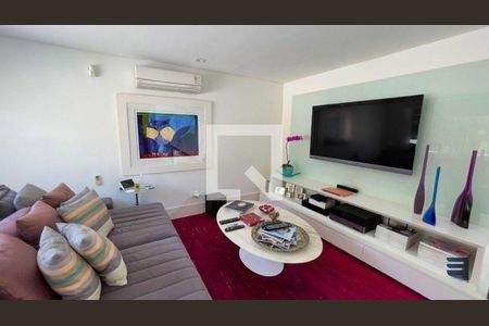 Casa à venda com 421m², 3 quartos e 4 vagas