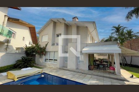 Casa à venda com 421m², 3 quartos e 4 vagas