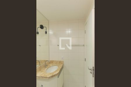 Apartamento para alugar com 67m², 2 quartos e 1 vaga Apartamento para alugar com 67m², 2 quartos e 1 vagaBanheiro da Suíte