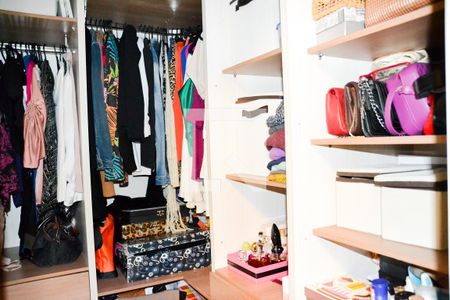 Apartamento à venda com 184m², 2 quartos e 2 vagasCloset