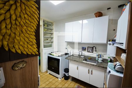 Apartamento à venda com 85m², 3 quartos e 2 vagasCozinha