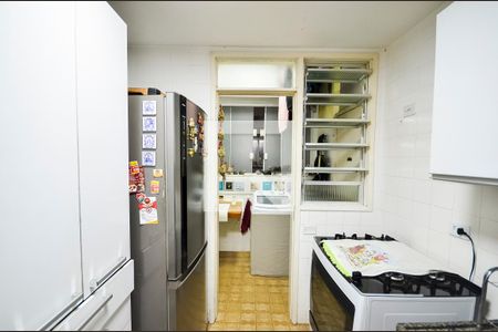 Apartamento à venda com 85m², 3 quartos e 2 vagasCozinha