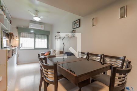 Apartamento à venda com 75m², 2 quartos e 1 vaga Apartamento à venda com 75m², 2 quartos e 1 vagaSala