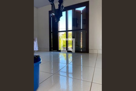 Casa à venda com 300m², 3 quartos e 2 vagasQuarto