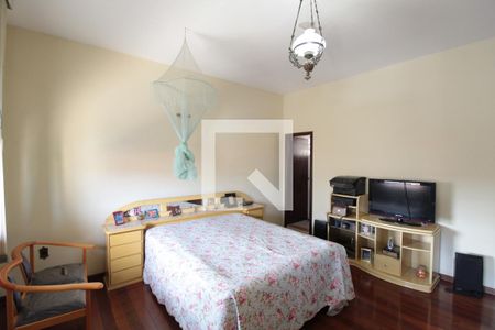 Casa à venda com 400m², 6 quartos e 4 vagasSuite 1