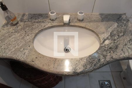 Casa à venda com 400m², 6 quartos e 4 vagasBanheiro Social 2