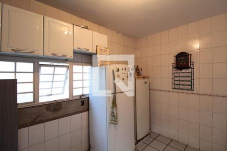 Casa à venda com 400m², 6 quartos e 4 vagasCozinha