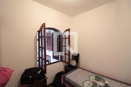 Casa à venda com 400m², 6 quartos e 4 vagasQuarto 2