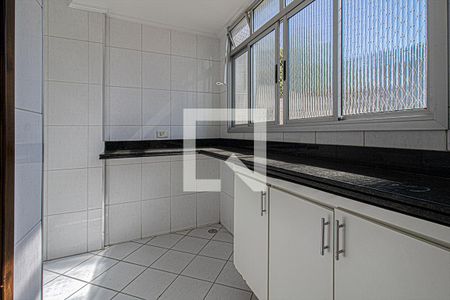 Apartamento à venda com 98m², 3 quartos e 1 vaga Apartamento à venda com 98m², 3 quartos e 1 vagaLavanderia