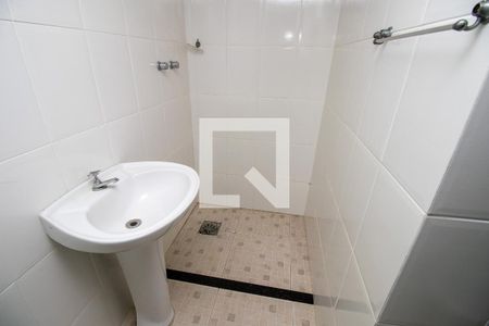 Casa de condomínio para alugar com 600m², 3 quartos e 2 vagasBanheiro de serviço