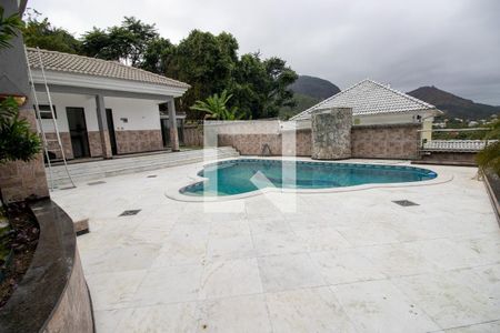 Casa de condomínio para alugar com 600m², 3 quartos e 2 vagasÁrea externa