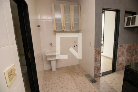 Casa de condomínio para alugar com 600m², 3 quartos e 2 vagasÁrea de Serviço