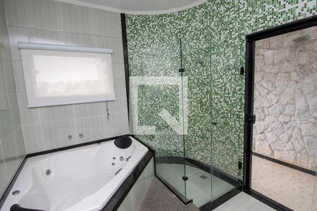 Casa de condomínio para alugar com 600m², 3 quartos e 2 vagasBanheiro quarto 1