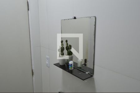 Banheiro de apartamento para alugar com 2 quartos, 49m² em Curicica, Rio de Janeiro