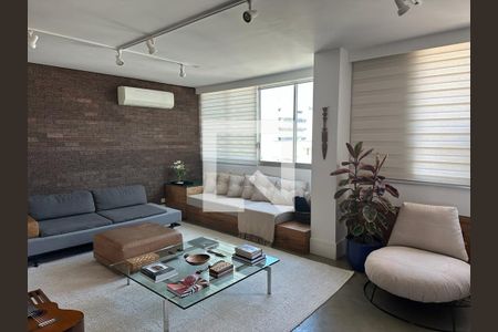Foto 02 de apartamento à venda com 2 quartos, 131m² em Itaim Bibi, São Paulo
