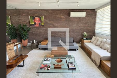 Foto 01 de apartamento à venda com 2 quartos, 131m² em Itaim Bibi, São Paulo