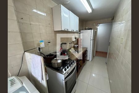 Apartamento à venda com 49m², 2 quartos e 1 vagaCozinha 