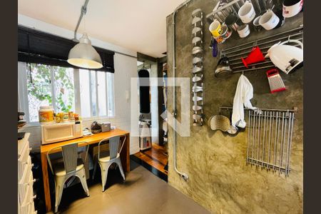 Apartamento à venda com 70m², 1 quarto e sem vaga Apartamento à venda com 70m², 1 quarto e sem vagaCozinha