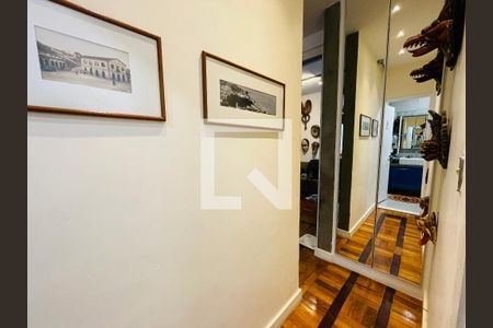 Apartamento à venda com 70m², 1 quarto e sem vaga Apartamento à venda com 70m², 1 quarto e sem vagaCorredor