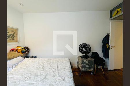 Apartamento à venda com 70m², 1 quarto e sem vaga Apartamento à venda com 70m², 1 quarto e sem vagaQuarto