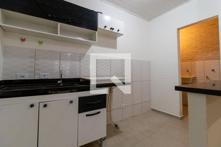 Cozinha - Armários de kitnet/studio para alugar com 1 quarto, 32m² em Novo Mundo, Curitiba