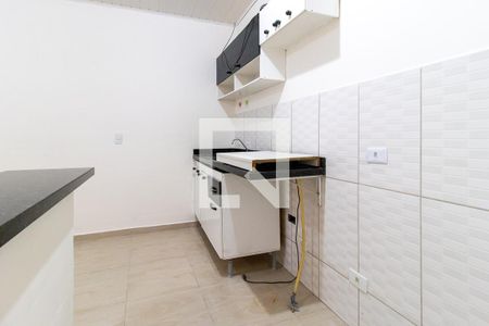 Cozinha - Armários de kitnet/studio para alugar com 1 quarto, 32m² em Novo Mundo, Curitiba
