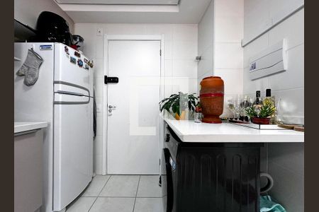 Apartamento à venda com 33m², 2 quartos e 1 vagaÁrea de Serviço