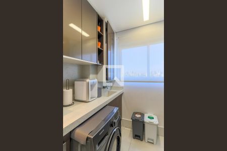 Apartamento para alugar com 67m², 2 quartos e 1 vagaÁrea de Serviço