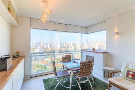 Apartamento para alugar com 67m², 2 quartos e 1 vagaVaranda