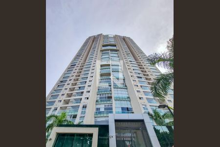 Apartamento para alugar com 67m², 2 quartos e 1 vagaFachada