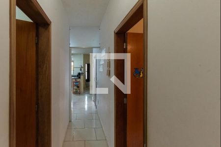 Casa à venda com 96m², 3 quartos e 3 vagasCorredor