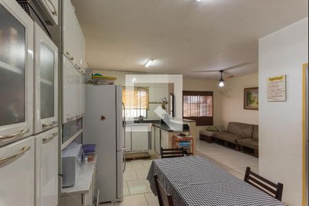 Casa à venda com 96m², 3 quartos e 3 vagasCozinha