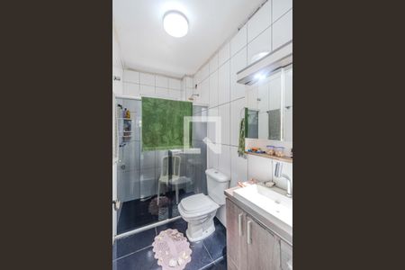 Casa à venda com 230m², 5 quartos e 3 vagasBanheiro 2