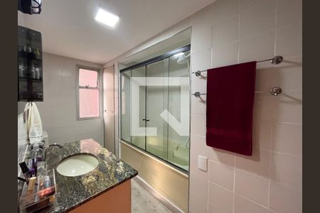 Apartamento à venda com 79m², 2 quartos e 1 vagaBanheiro da Suíte