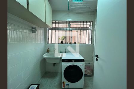 Apartamento à venda com 79m², 2 quartos e 1 vagaÁrea de Serviço