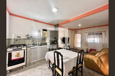 Sala/Cozinha de casa à venda com 6 quartos, 200m² em Parque Taquaral, Campinas
