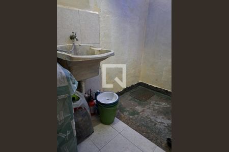 Casa de condomínio à venda com 77m², 2 quartos e 1 vagaÁrea de Serviço