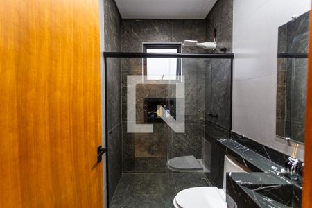 Casa à venda com 129m², 3 quartos e 2 vagas Casa à venda com 129m², 3 quartos e 2 vagasBanheiro Social