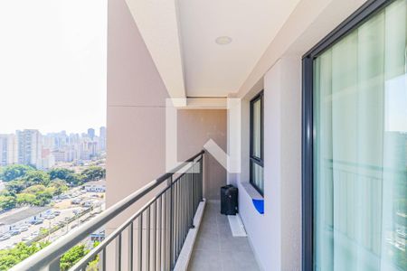 Apartamento à venda com 33m², 1 quarto e sem vaga Apartamento à venda com 33m², 1 quarto e sem vagaVaranda
