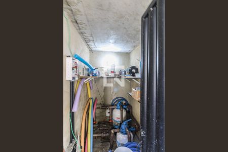 Casa para alugar com 2000m², 2 quartos e sem vaga Casa para alugar com 2000m², 2 quartos e sem vagaCompartimento Bombas Piscina