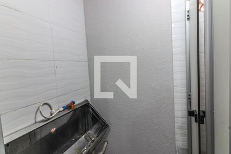 Casa para alugar com 2000m², 2 quartos e sem vaga Casa para alugar com 2000m², 2 quartos e sem vagaBanheiro Área Externa