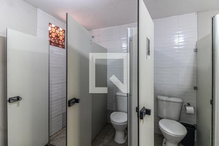 Casa para alugar com 2000m², 2 quartos e sem vaga Casa para alugar com 2000m², 2 quartos e sem vagaBanheiro Área Externa