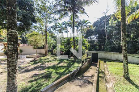 Casa para alugar com 2000m², 2 quartos e sem vaga Casa para alugar com 2000m², 2 quartos e sem vagaÁrea Externa