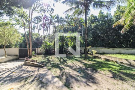 Casa para alugar com 2000m², 2 quartos e sem vaga Casa para alugar com 2000m², 2 quartos e sem vagaÁrea Externa